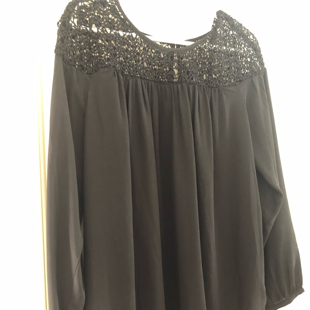 LOFT blouse- Size M. Crochet shoulders. Never worn